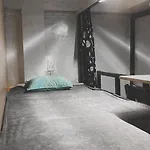 Tokyo In Bed