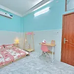 Anna\'S House