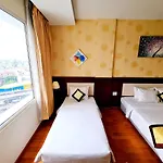 Happy Life Hotel