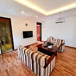 Happy Life Hotel
