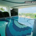 Tan Son Nhat Airport Condo Free Pool, Gym Wifi