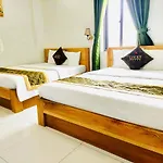 Lucky Hotel