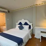 Crowne Bui Vien Hotel