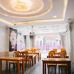 Hung Huong Hotel