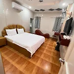 Khach San Van Thanh Dat