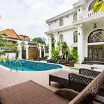 Kn Palace - Venuestay