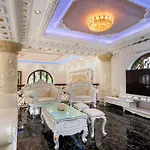 Kn Palace - Venuestay