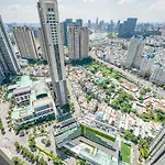 호치민 강과 시내가 한눈에 보이는 럭셔리 3Br 아파트