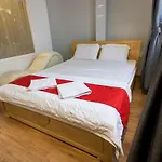 Thanh Tuyen Hotel - 27 Duong So 17, Q. Binh Tan - By Bay Luxury
