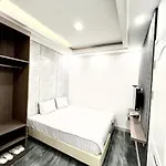 Rose Hotel - 13 Hem 12 Cu Lao, Q. Phu Nhuan - By Bayhostel