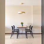 Roomio De Capella - Share Apartment