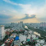 Studio River View-City View & Pool In Center - May Stays
