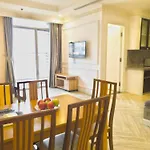 Em Khoy Vinhomes Apartment