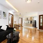Spacious 2 Bedroom At City Center/1St District