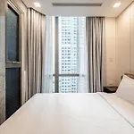 Landmark 81 Skyline Apartment