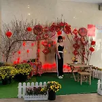 Cozy Hotel Hcm