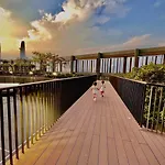 Panoramic River View, Saltwater Pool In Saigon Cbd