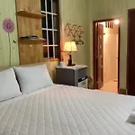 Guest House Uttrang