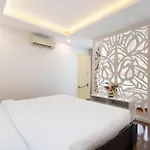 Convinia Luxury Starhill