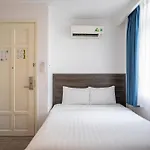 La Airport Tan Binh Hotel