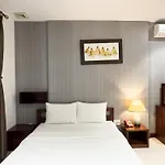 Hoang Yen Hotel - Phu My Hung