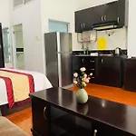 Wa Garden Apartment & Hotel