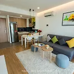 Republic Apartments Saigon Airport