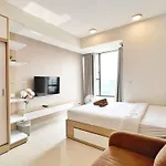 Rivergate Apartments