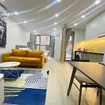 Genius Apartment Millennium Free Pool
