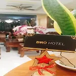 Bros Hotel