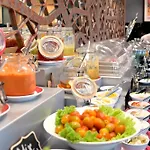 Emm Hotel Saigon