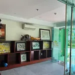Thanh Vinh Hotel & Apartment