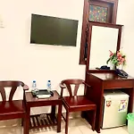 Dinh Dinh 2 Airport Hotel