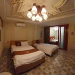 Kq Hostel