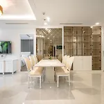 Landmark 81 Opulent Skyline Residences