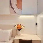 Toi\'S Travel Home Central