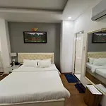 A25 Hotel - 274 De Tham