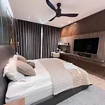Midtown Apartments By Saigon - Phu My Hung