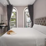 Mari Queen Hotel