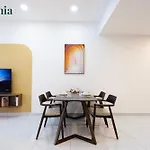 Soho Apartment By Convinia