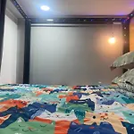 Start House Capsule 5 Min Walk To The Airport