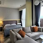 The Crest-Central Saigon Riverside -Free Pool-Gym-Sauna Room-Yoga Room