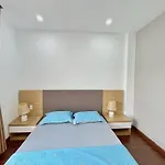 Tphomes Lakeview