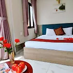 Green Star Hotel