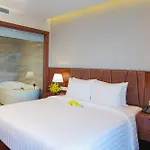 Orchids Saigon Hotel