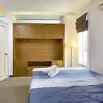 Nguyen Can Nha Homestay 2 Phong Ngu, 3 Guong, 45 Pham Viet Chanh - 1 Tret - 1 Lau