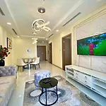 The Vinhomes Central Park Apartments - The Buildings Surrounding Landmark 81