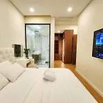 The Metropole Apartment