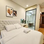 The Metropole Apartment