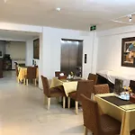 A25 Hotel - 14 Pho Duc Chinh